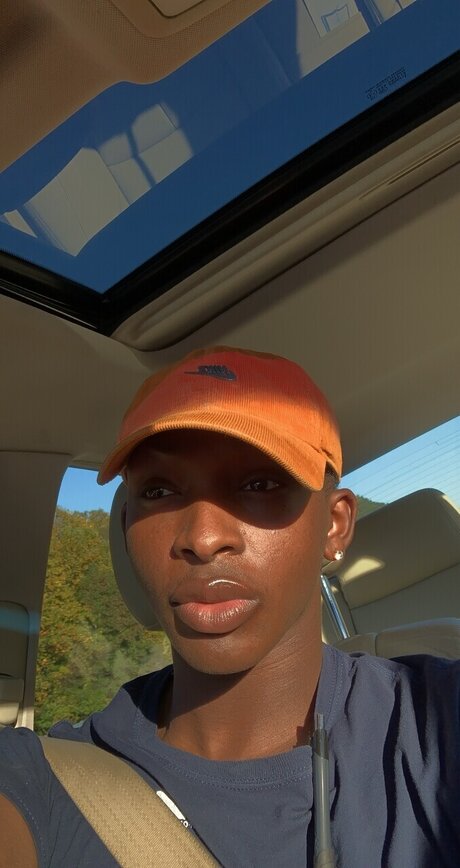 Lamar model erotic picture