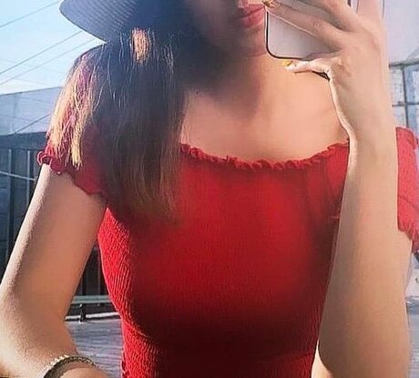 Stephy Cyrus star pretty gallery