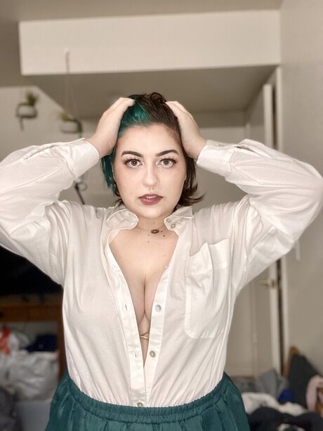 Brittany Louise hd star pics