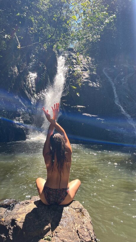 Fayrie sexy pornstar pic