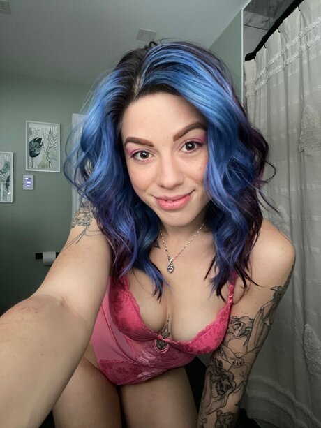 TheCottonCandyQueen nudes actress photo