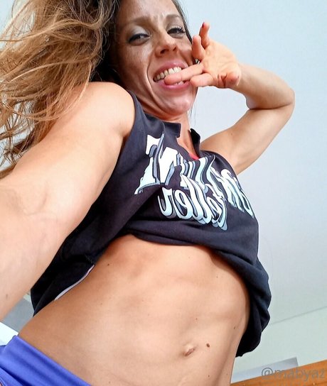 mabyaz model top photos