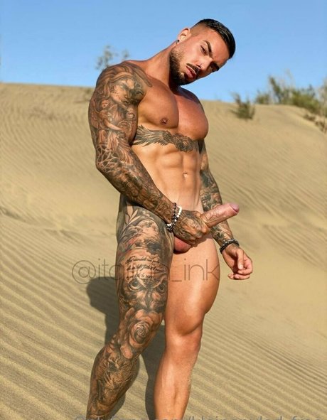 female popular onlyfans naked gallery