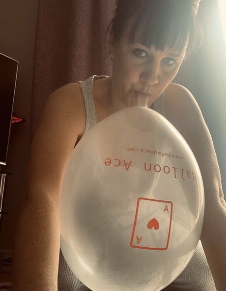 small onlyfans xxx pic