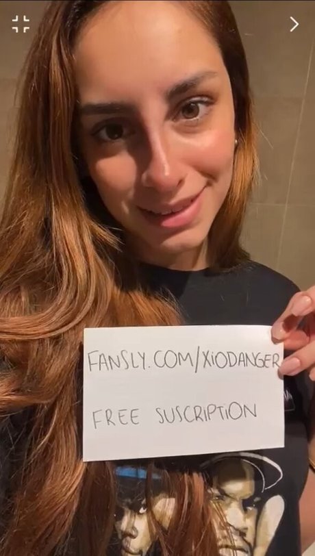 XioDanger model nude picture