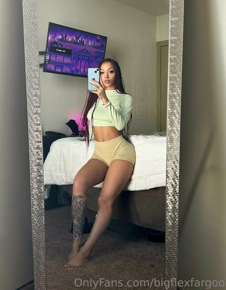 bigflexfargoo pornographic star pictures