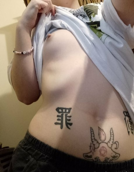 petite enfer model perfect pic