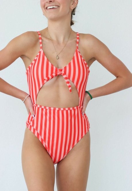 Brooklyn And Bailey pornstar nudes pics