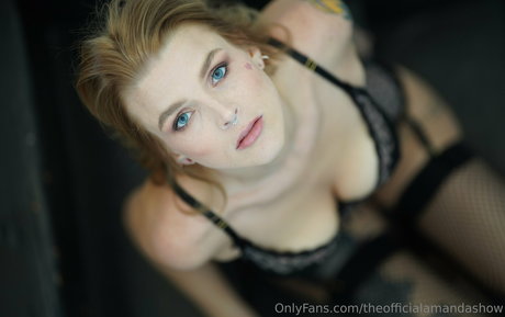 theofficialamandashow porn star gallery