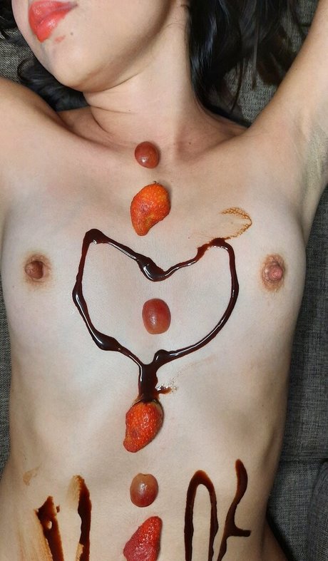 real twin onlyfans top pics