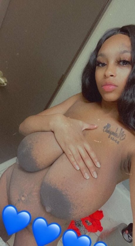 Tharealnenebalenciago model nudes galleries