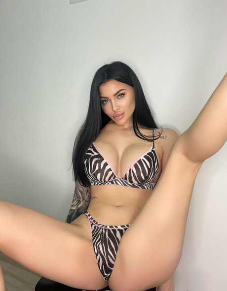 chubby latina onlyfans art porn image