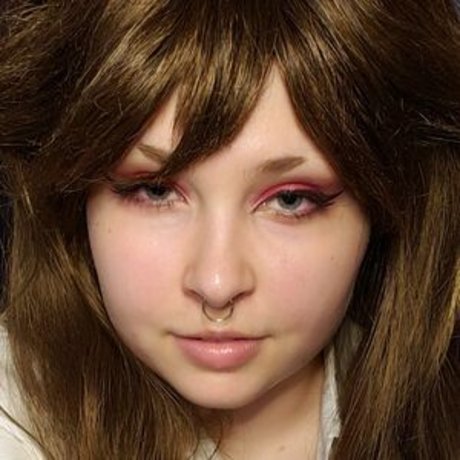 bunnyymilkk sexy pornstar galleries