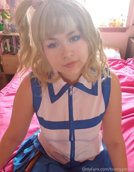bunnyymilkk hot pornstar pics