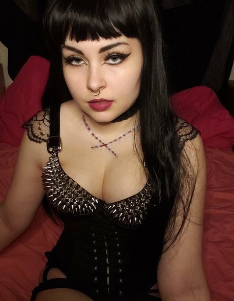 bunnyymilkk xxx model pictures