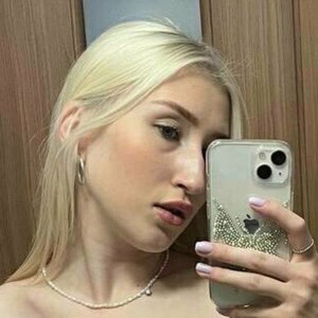 betty hot girl star hot archive