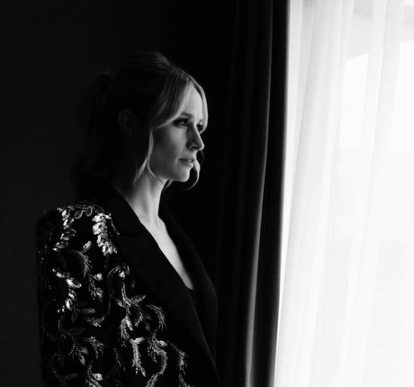 Niamh Algar star naked pics