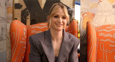 Niamh Algar star art img