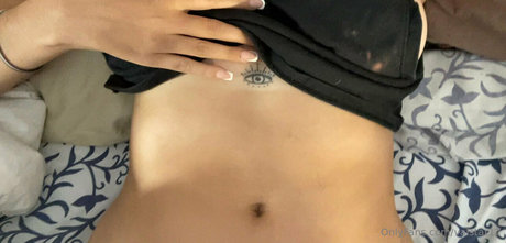 valstar12 model top photos