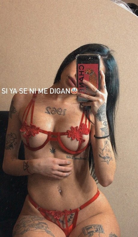 Vicky Balena star exclusive gallery