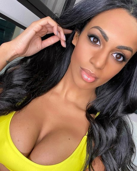 hairy vagina onlyfans exclusive pic