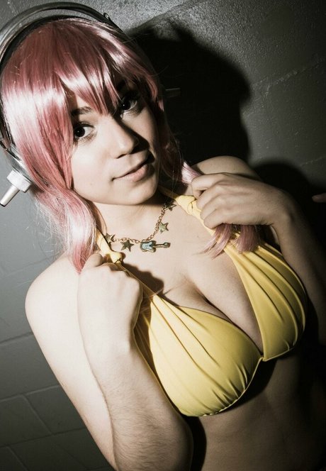 Juka Crasoves best pornstar photo