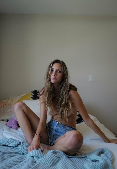 Emily Hall art pornstar image