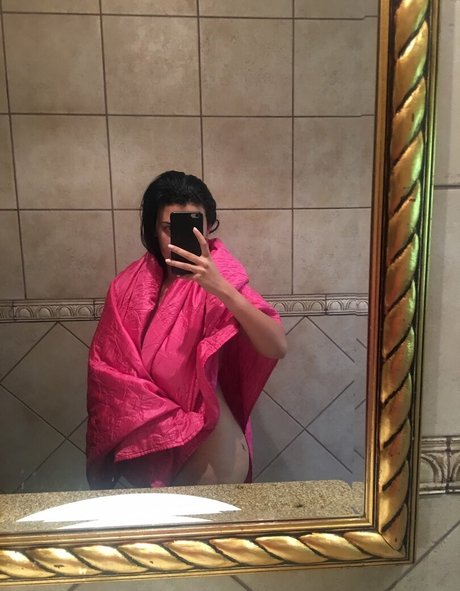 Disturbia hd model photos