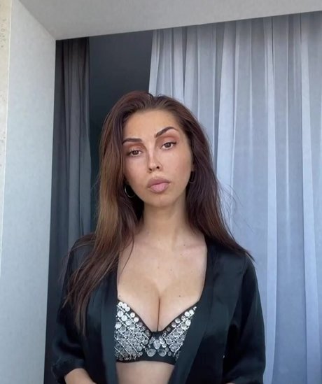 aisultana sex pornstar image