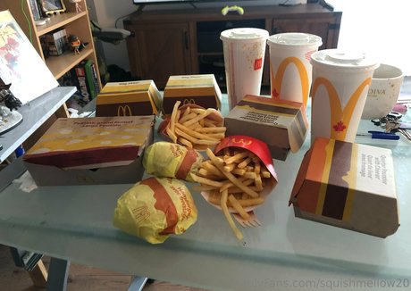 squishmellow20 pornstar erotic picture