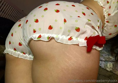 strawberrytootx sex star pics