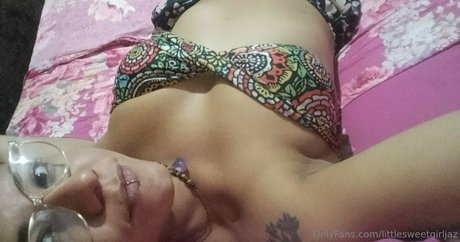 female popular onlyfans hot sexy pic