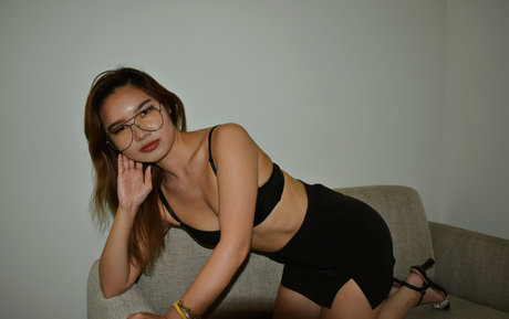 onlysg sexy pornstar pics