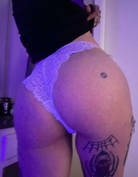 hayislost nude model pic