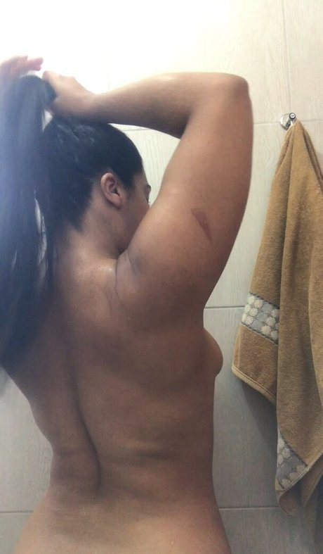 Queli Cruz high quality star image