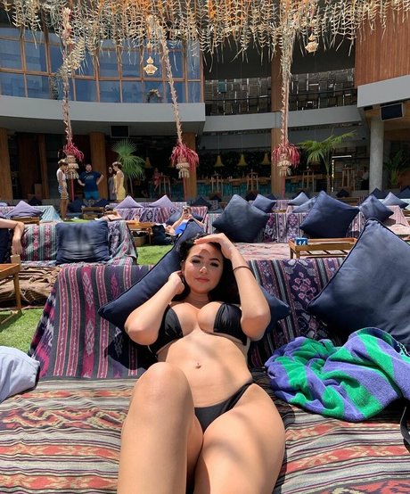 Anna Paul model beautiful pictures