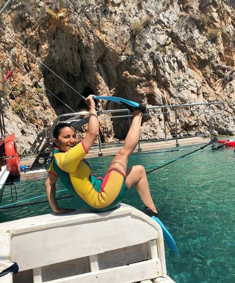 Serpil Cansz free actress photos