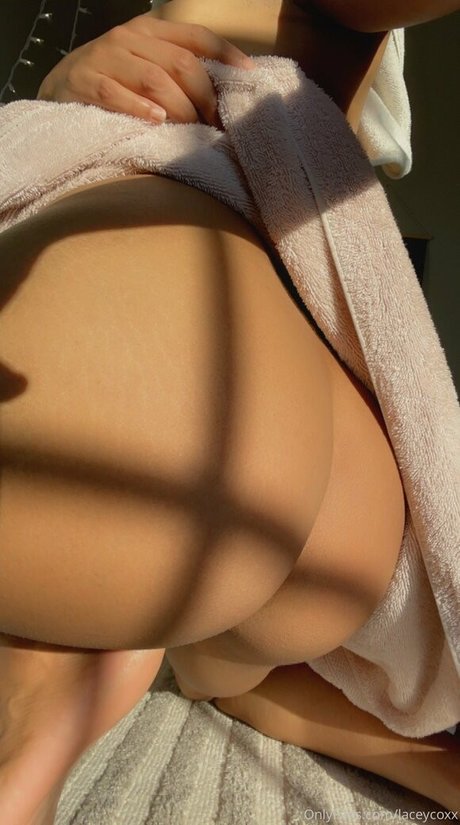 laceycoxx pornographic model photos
