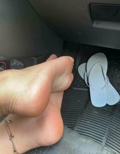 shemale handjob onlyfans hot xxx picture