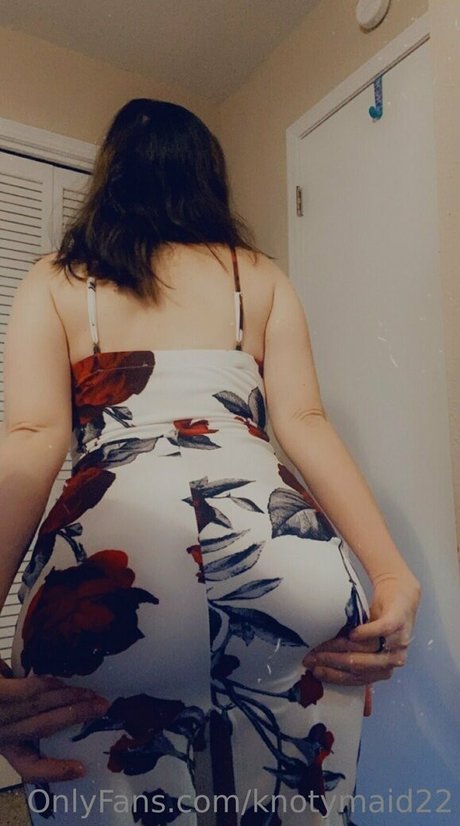 scarlottnyx22 pornstar naked photo