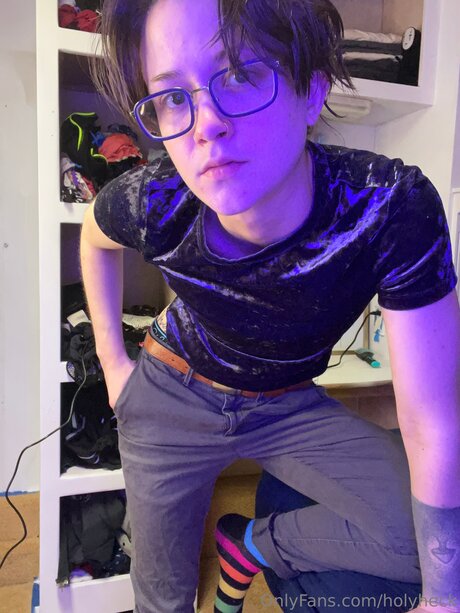 holyheck model xxx archive