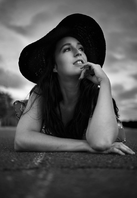 naughty wife life star sexy img