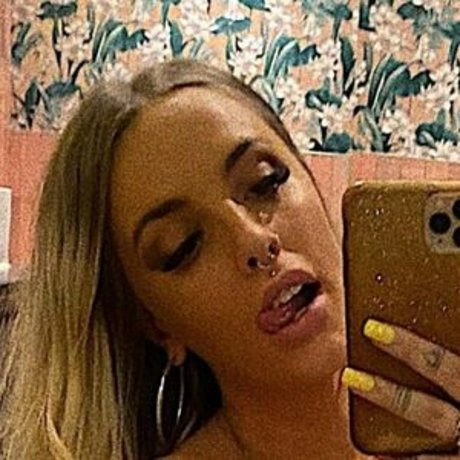 Hana Alexiss model exclusive gallery