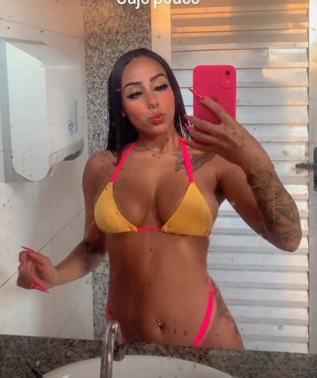 Lary rs high quality actress galleries