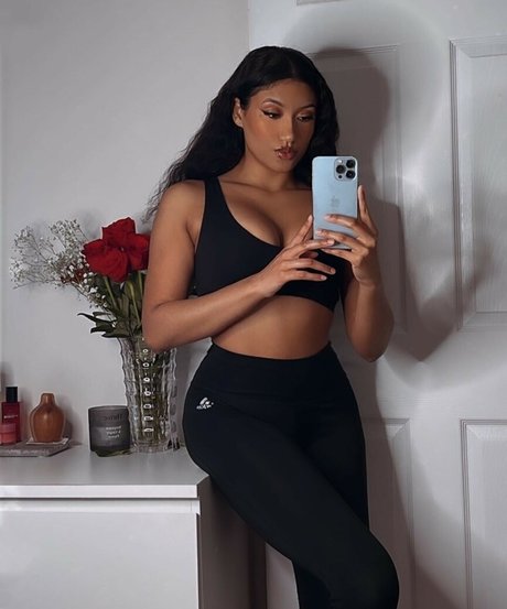 Tamia J pornographic model gallery