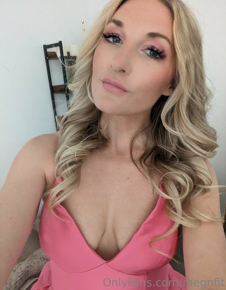 megnfit star adult photo