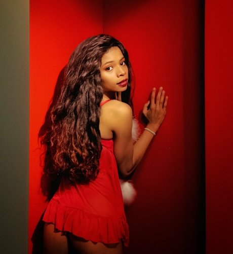 squirting onlyfans free naked image