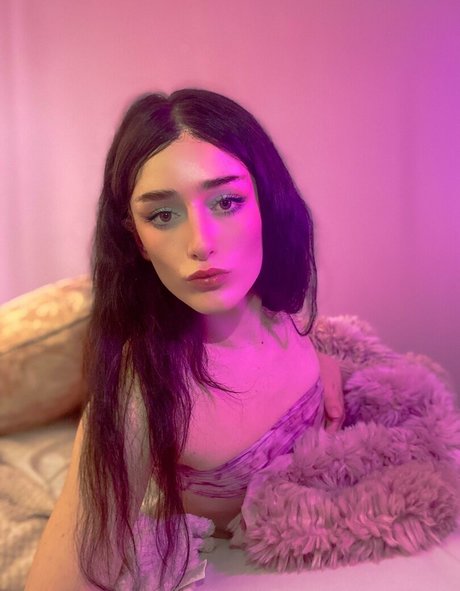 Venus Moorez xxx pornstar pics