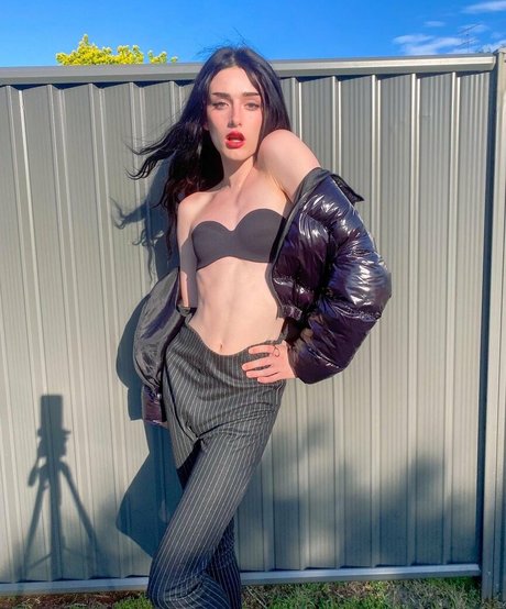 Venus Moorez sex pornstar img