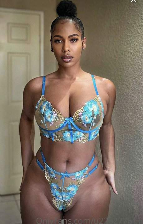 Leiza Mae Keane pornographic star pictures